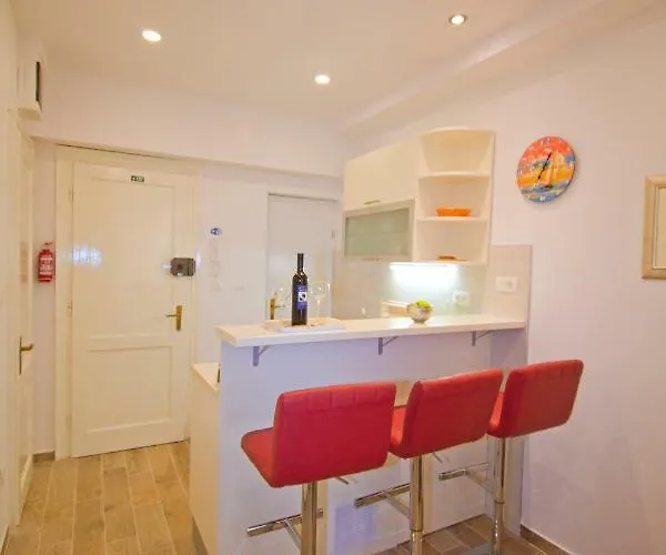 Lägenhet 3m Peristil Split