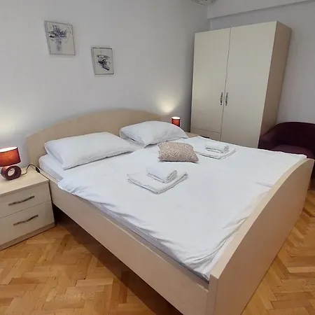 3m Peristil Appartement Split