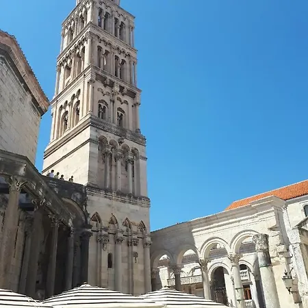 3m Peristil Apartment *