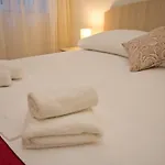 Apartment 3m Peristil Split