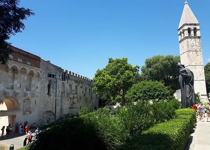 3m Peristil Lejlighed